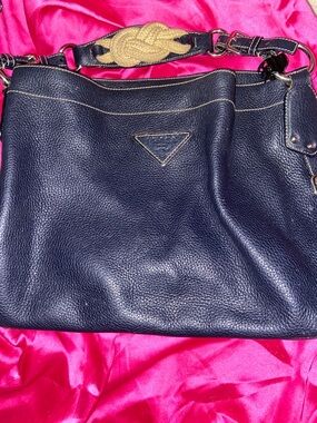 💙BEAUTIFUL PRADA BAG💙